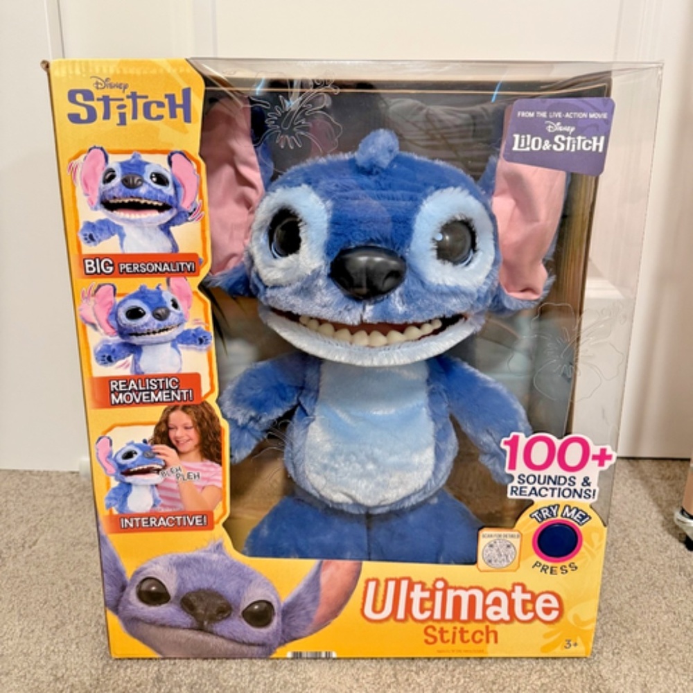 Disney Lilo & Stitch Ultimate Animatronic Plush 100+ Sounds NEW